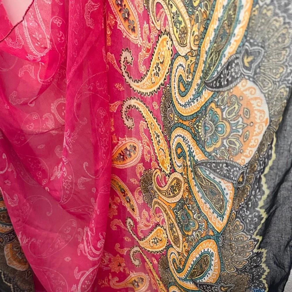 Elegant Paisley Scarf in Rich Pink